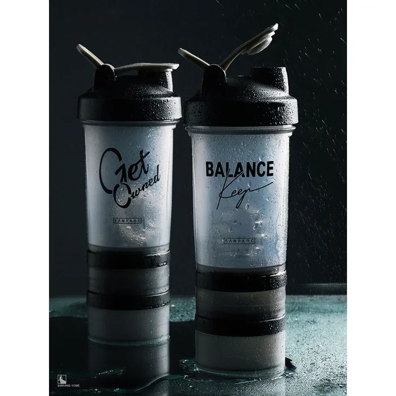 500ml Large-capacity Shaker Protein Bottle Powder Mixing Cup Portable Water Bottle Gym Sports Drinking Bottle Fitness Cup Kettle