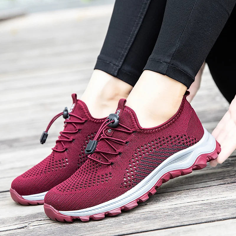 Breathable Walking Shoes Hollow Out Soft Lightweight Sneakers Men Women Casual Travel Shoes Outdoor Workout Footwear Comfortable